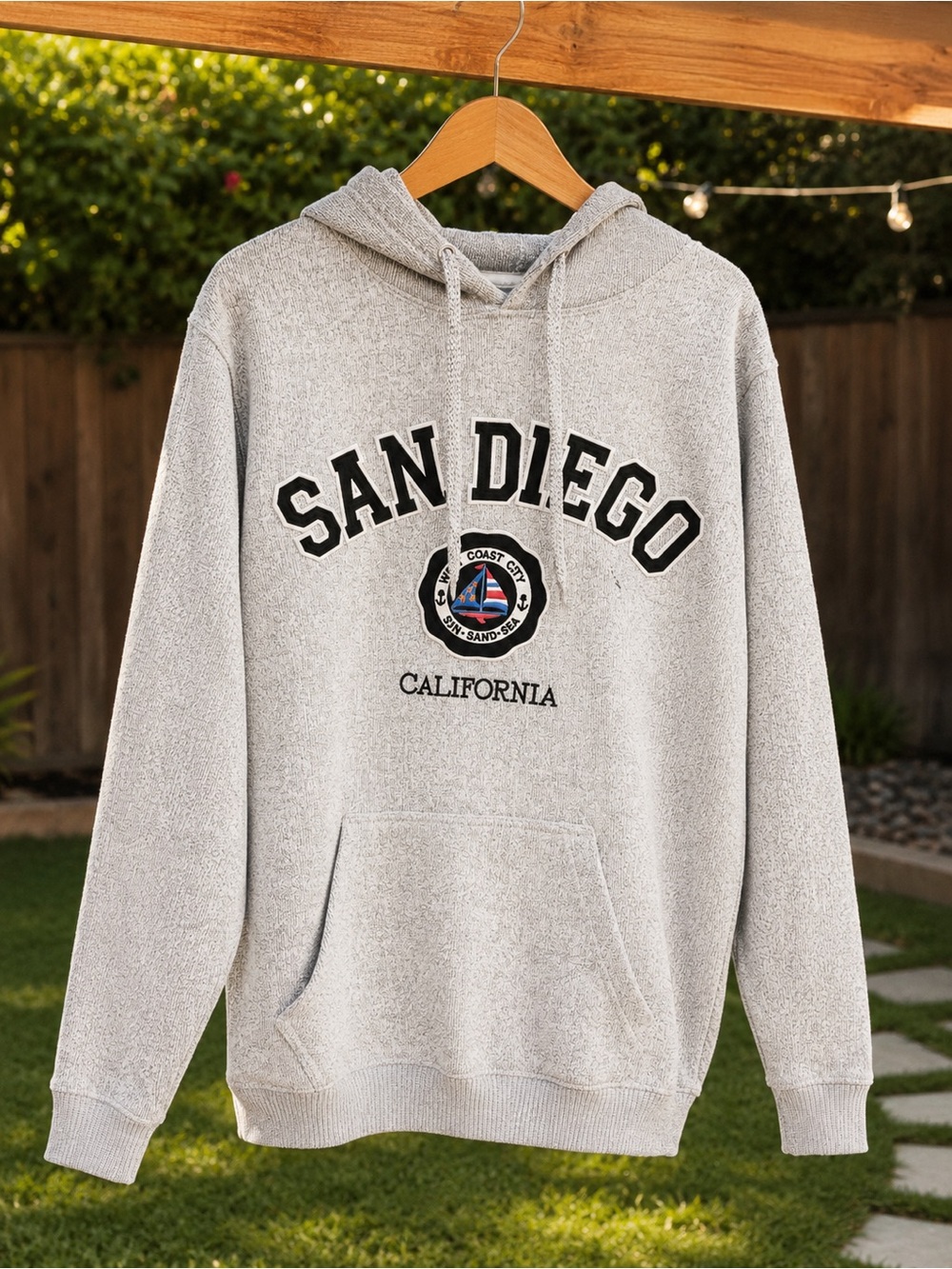 San Diego California Pullover Hoodie - Light Gray